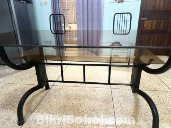 5 seat iron rod glass dining table